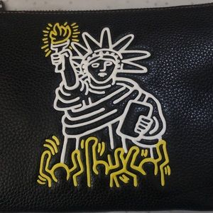 Crossbody Coach x Keith Haring Bag 🗽